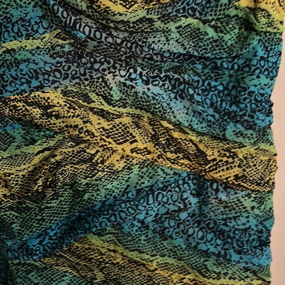 BCBGMaxAzria Ivita Blue/Green/Yellow Snake Print Ruched Bodycon Dress Size Med - Picture 5 of 8